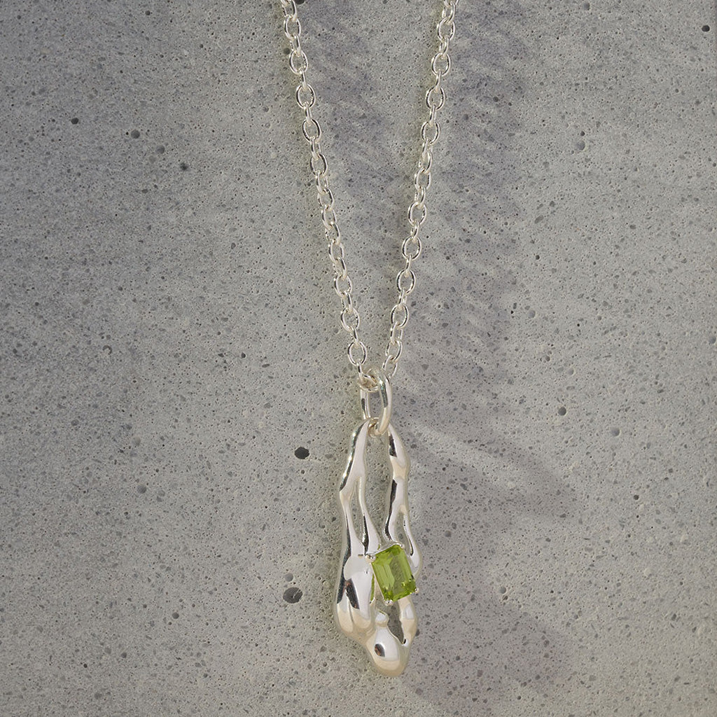 Molten Peridot Pendant Necklace in Sterling Silver