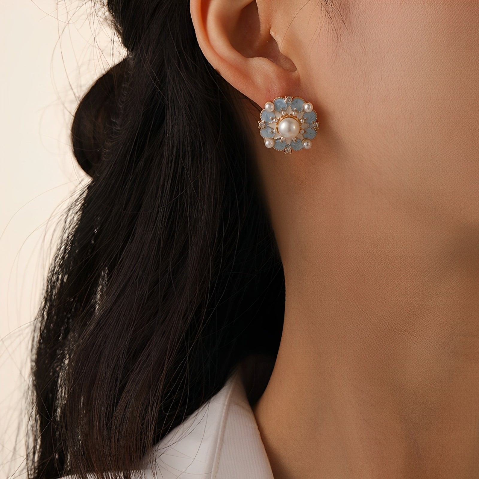 Elegant Pearl Enamel Flower Earrings – Light Luxury with Vintage Charm