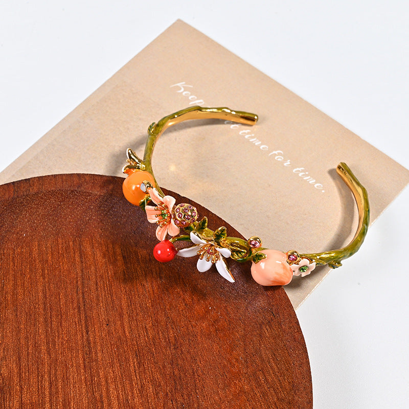 Floral Enamel Open Bracelet – Retro Chic Design with Vibrant Blossom Accents