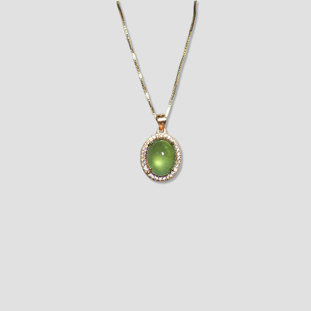 Prehnite Pendant Necklace – Light Luxury with Fortune-Enhancing Green Gemstone