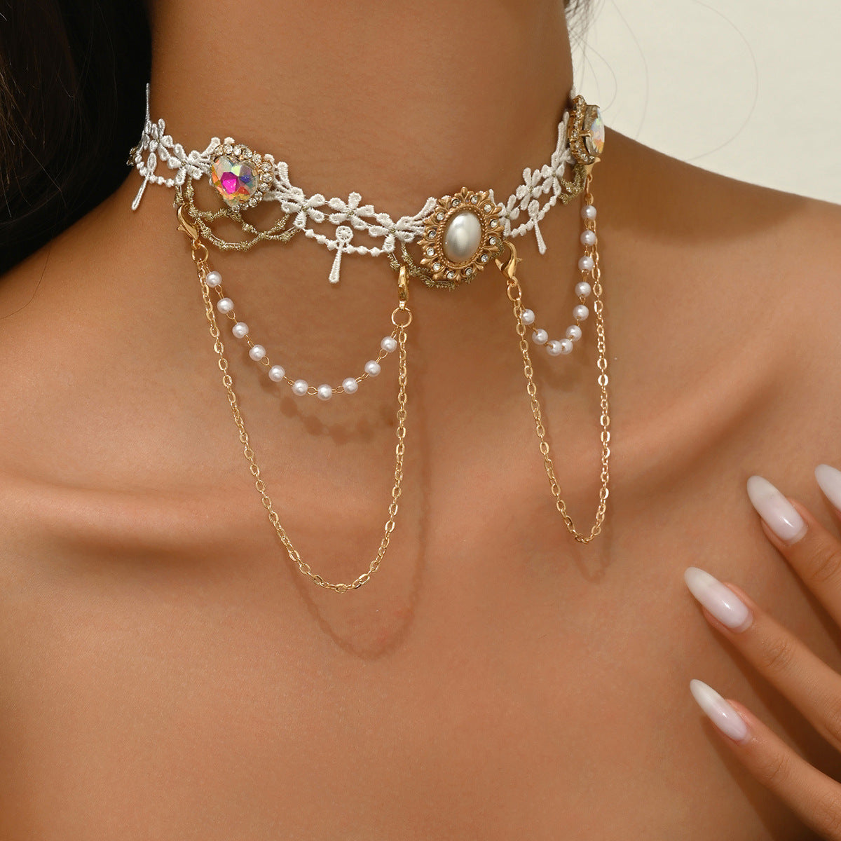 Vintage Pearl Tassel Choker – Elegant Waterfall of Pearls and Rhinestones