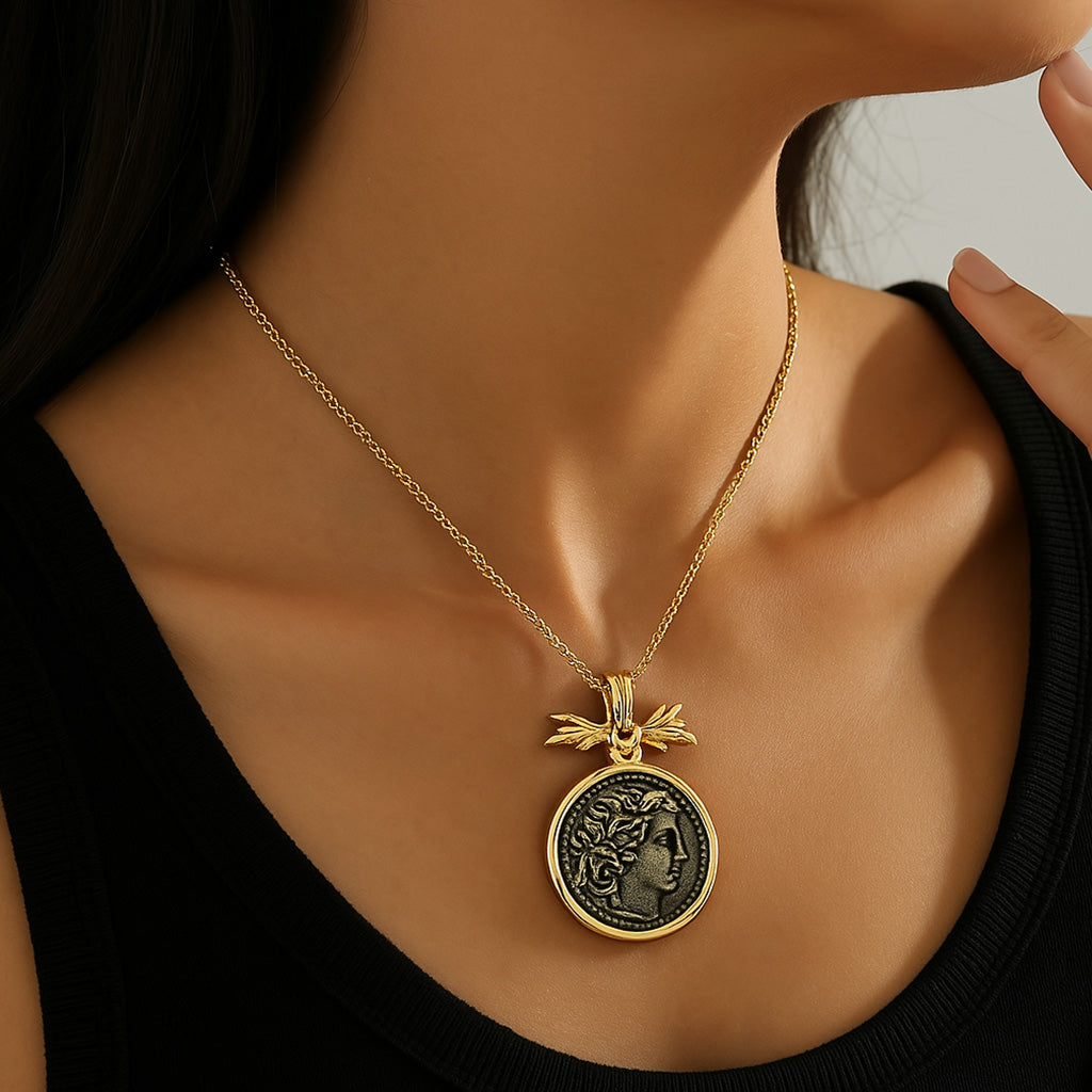 Medusa’s Gaze Necklace – A Symbol of Strength, Protection, and Transformation